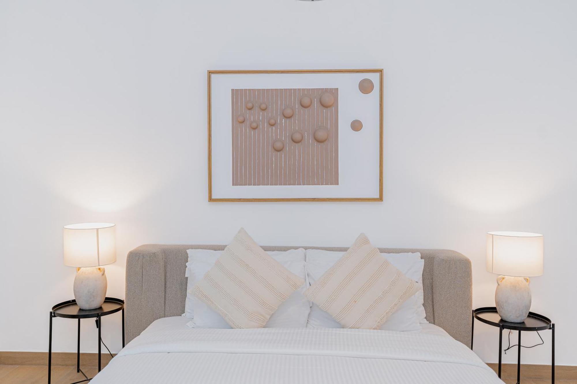 Escape24 - Luxury 2br In La Rive 3 With Access At La Jumeriah 1 Apartment Dubai