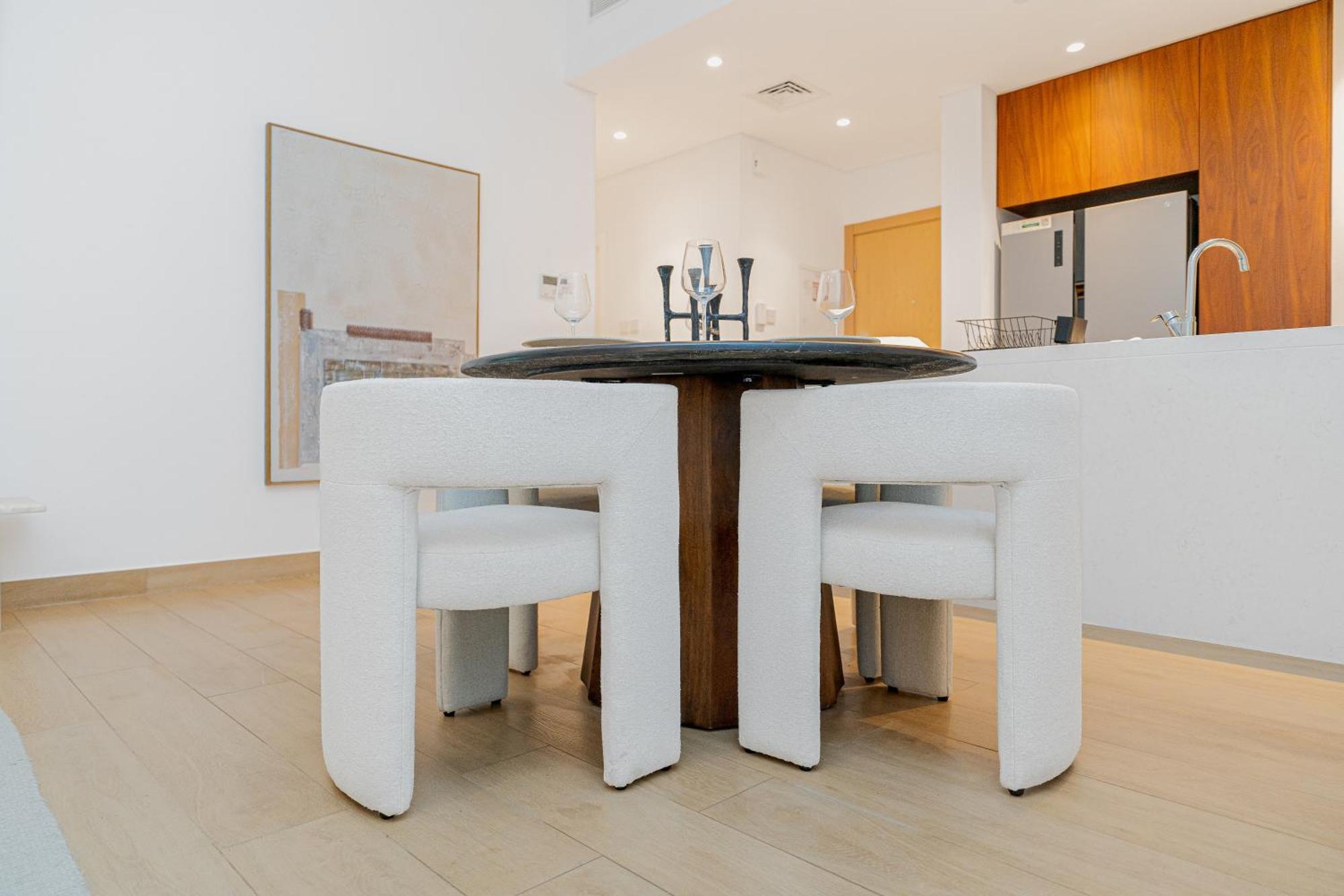 Escape24 - Luxury 2br In La Rive 3 With Access At La Jumeriah 1 *