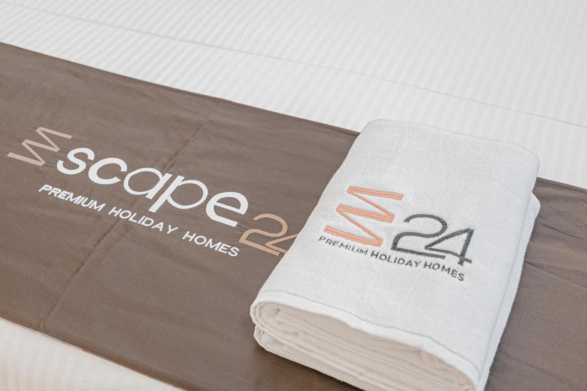 Escape24 - Luxury 2br In La Rive 3 With Access At La Jumeriah 1