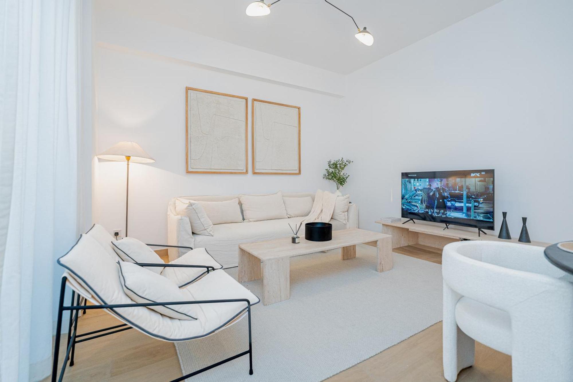 Escape24 - Luxury 2br In La Rive 3 With Access At La Jumeriah 1 Apartment *