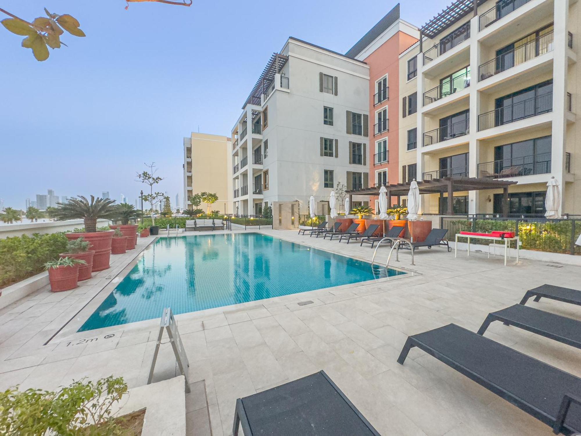 Apartment Escape24 - Luxury 2br In La Rive 3 With Access At La Jumeriah 1 *